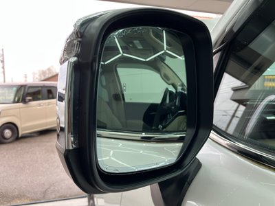 صورة 12 لـ 2024 Toyota LAND CRUISER 300