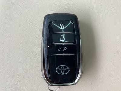 صورة 60 لـ 2024 Toyota LAND CRUISER 300