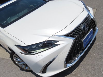 2022 Lexus ES thumbnail 31