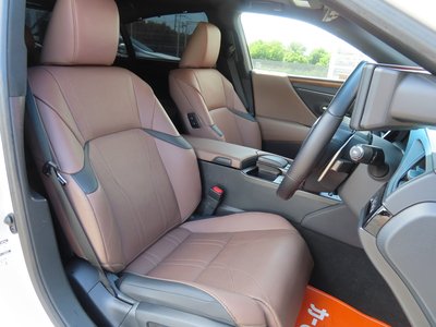 2022 Lexus ES photo 15