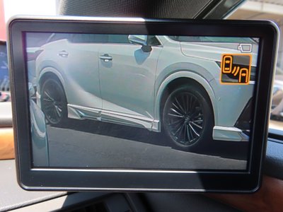 2022 Lexus ES thumbnail 63