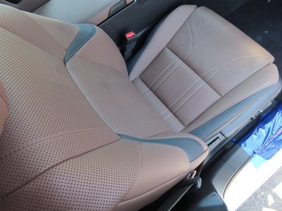 2022 Lexus ES photo 14