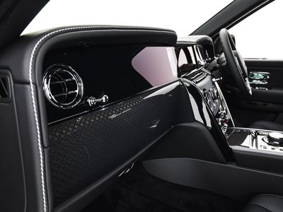 2026 ROLLS-ROYCE CULLINAN photo 30