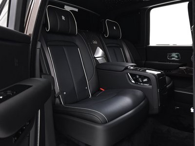 2026 ROLLS-ROYCE CULLINAN photo 12