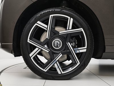 2026 ROLLS-ROYCE CULLINAN photo 8