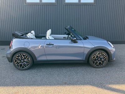 صورة 16 لـ 2025 MINI COOPER CONVERTIBLE