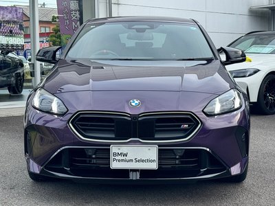 2026 BMW 1 SERIES 照片 2