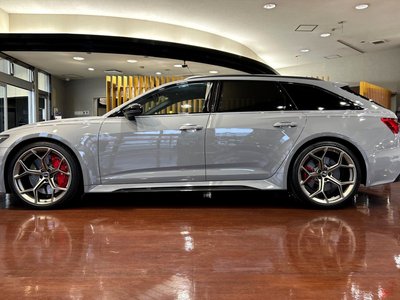 2024 AUDI RS6 AVANT photo 7