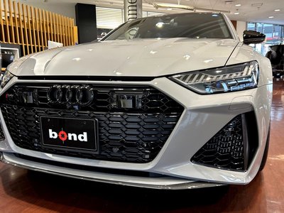 2024 AUDI RS6 AVANT photo 6