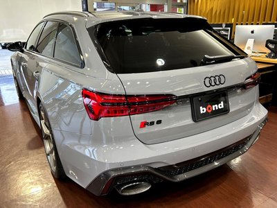 2024 AUDI RS6 AVANT photo 2