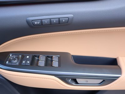 2025 Lexus NX 缩略图 40