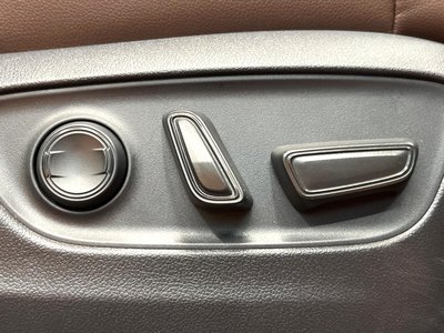 صورة 32 لـ 2024 Toyota LAND CRUISER 250