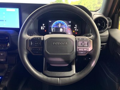 صورة 68 لـ 2024 Toyota LAND CRUISER 250