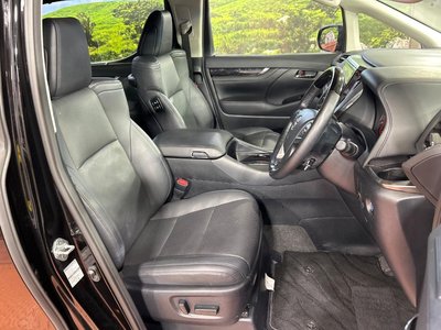 2023 Toyota ALPHARD — фото 8