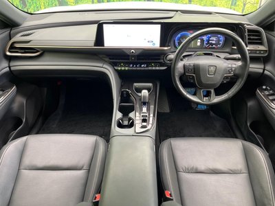 صورة 2 لـ 2024 Toyota CROWN SPORT