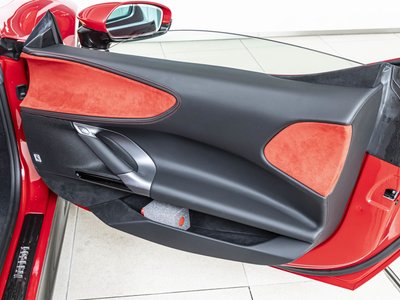 صورة 15 لـ 2023 Ferrari SF90 SPIDER
