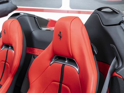 صورة 3 لـ 2023 Ferrari SF90 SPIDER