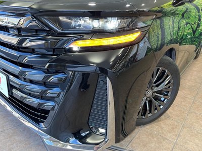 2023 Toyota VELLFIRE photo 15