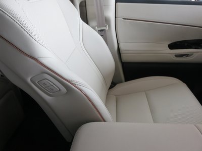 2024 Lexus LM 照片 19