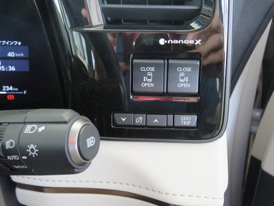 2024 Lexus LM 照片 12
