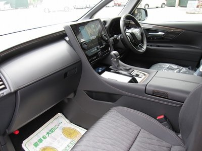 صورة 21 لـ 2026 Toyota ALPHARD