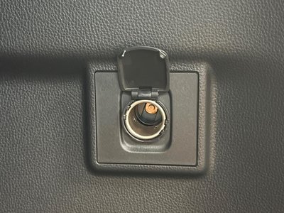 صورة 44 لـ 2024 Toyota LAND CRUISER 250
