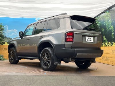 صورة 32 لـ 2024 Toyota LAND CRUISER 250