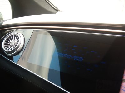 2024 Mercedes-BENZ EQE AMG photo 7