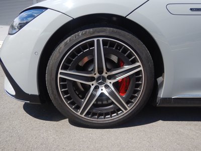 2024 Mercedes-BENZ EQE AMG thumbnail 35