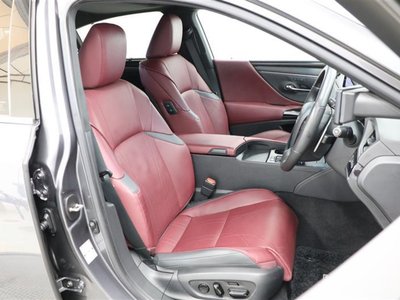 2023 Lexus ES thumbnail 5