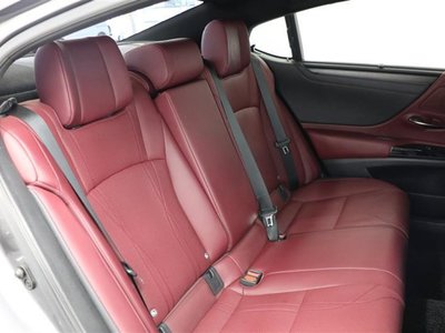 2023 Lexus ES thumbnail 6
