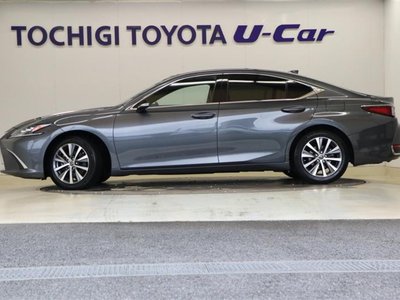 2023 Lexus ES thumbnail 2