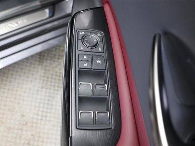 2023 Lexus ES thumbnail 31