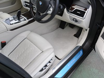 2020 BMW 7 SERIES thumbnail 21