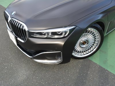 2020 BMW 7 SERIES photo 6
