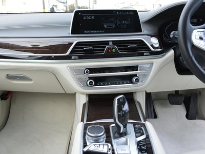 2020 BMW 7 SERIES thumbnail 31