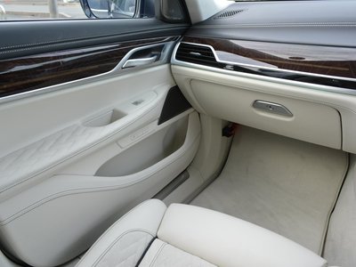 2020 BMW 7 SERIES thumbnail 34