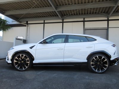 صورة 2 لـ 2018 Lamborghini URUS