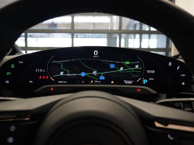 2024 Porsche TAYCAN thumbnail 29