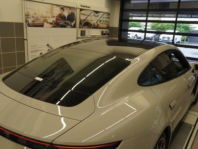 2024 Porsche TAYCAN photo 13