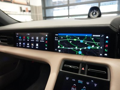2024 Porsche TAYCAN thumbnail 47