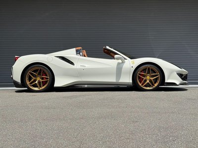 صورة 14 لـ 2020 Ferrari 488 PISTA SPIDER