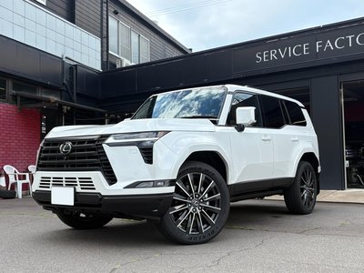 صورة 2 لـ 2025 Lexus GX