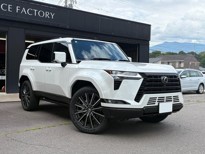 صورة 1 لـ 2025 Lexus GX