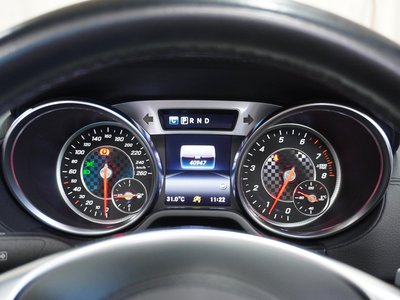 2016 Mercedes-BENZ SL thumbnail 35