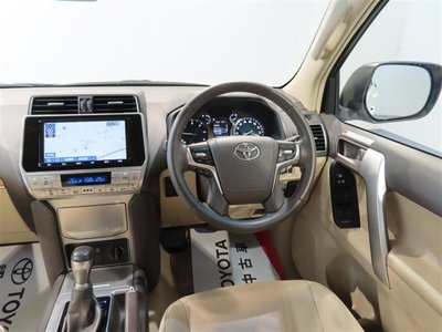 2023 Toyota LAND CRUISER PRADO 照片 5