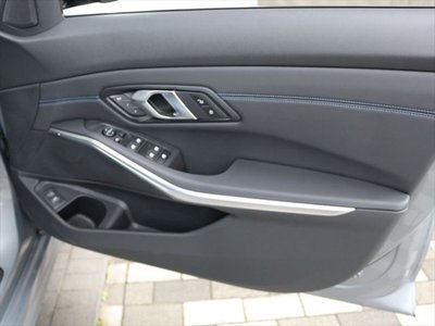 2026 BMW 3 SERIES TOURING thumbnail 34