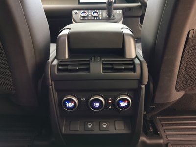 2024 LAND Rover DEFENDER — миниатюра 15