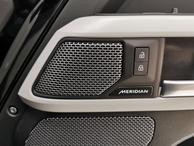 2024 LAND Rover DEFENDER — миниатюра 11