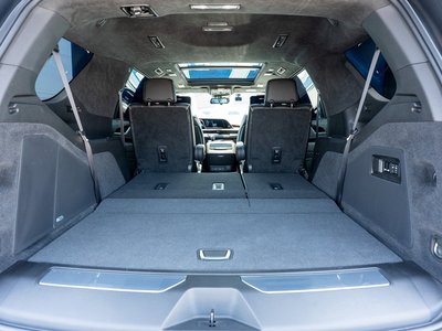 صورة مصغرة 25 لـ 2022 Cadillac ESCALADE